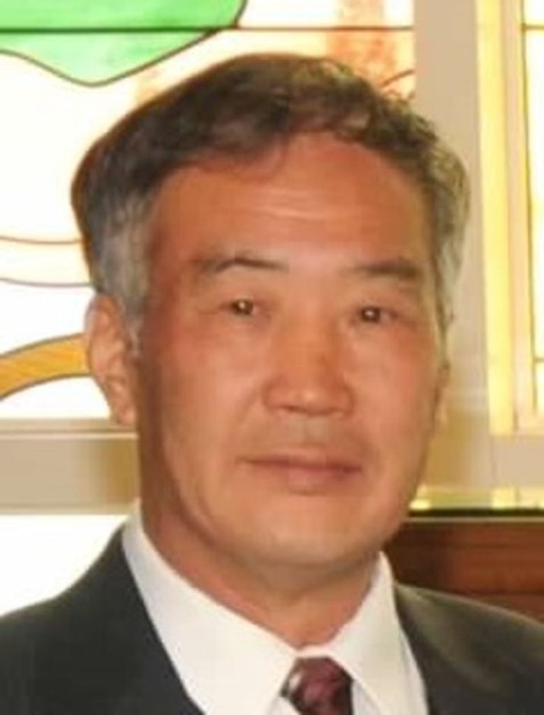 Hong Won Kim Profile Photo