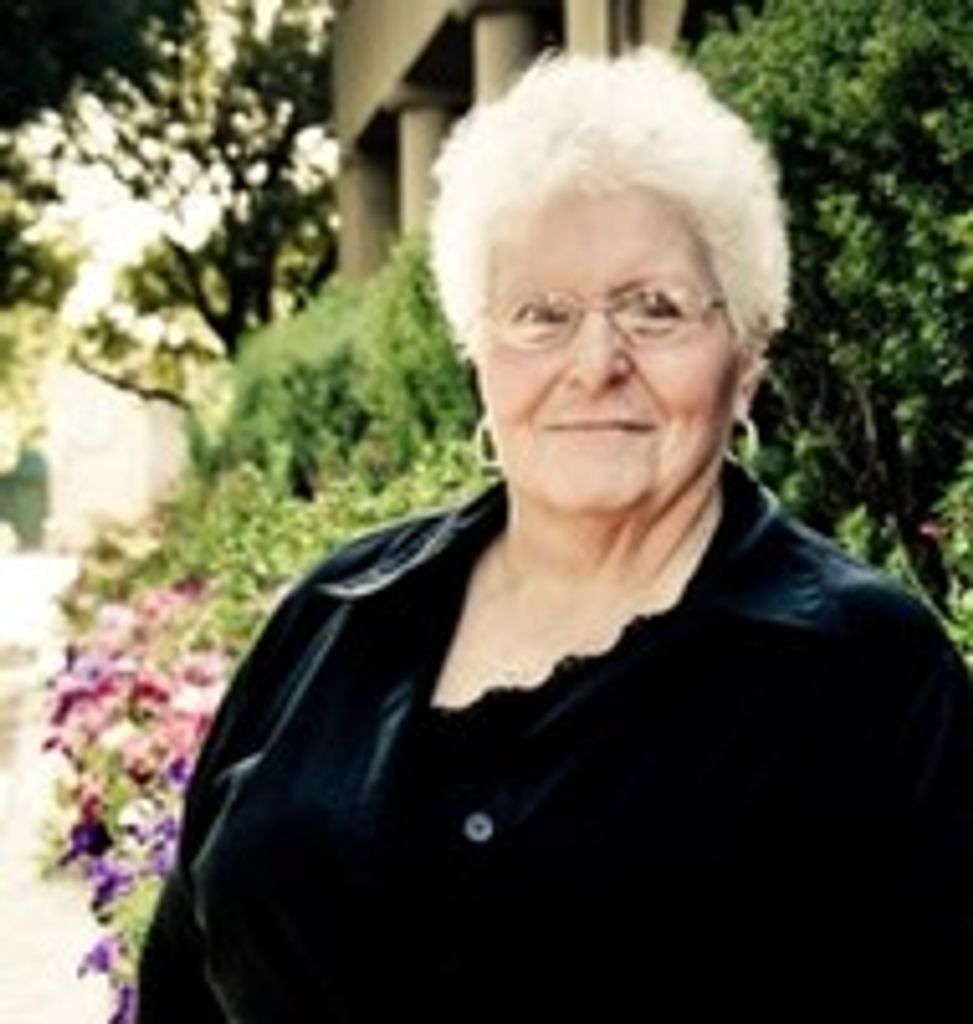 Wanda Louise Elliott