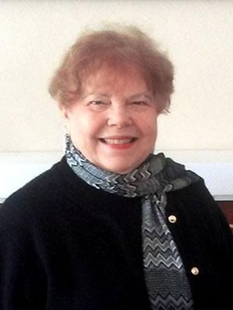 Joanne Auer Schultz Profile Photo