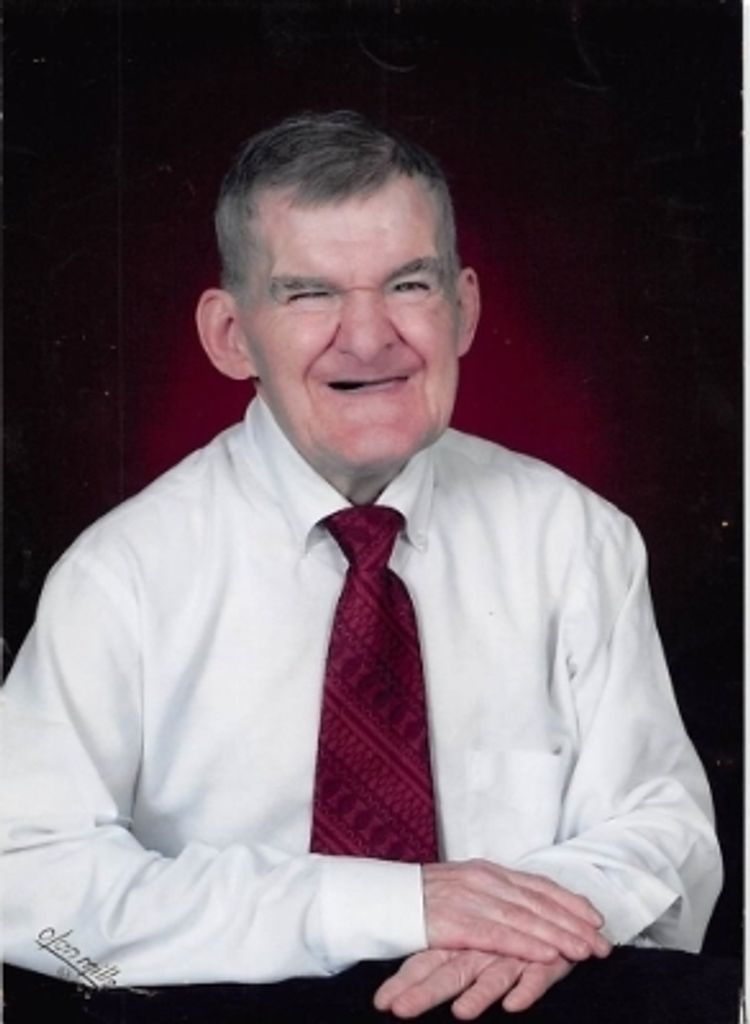 Robert E. Lenox Profile Photo