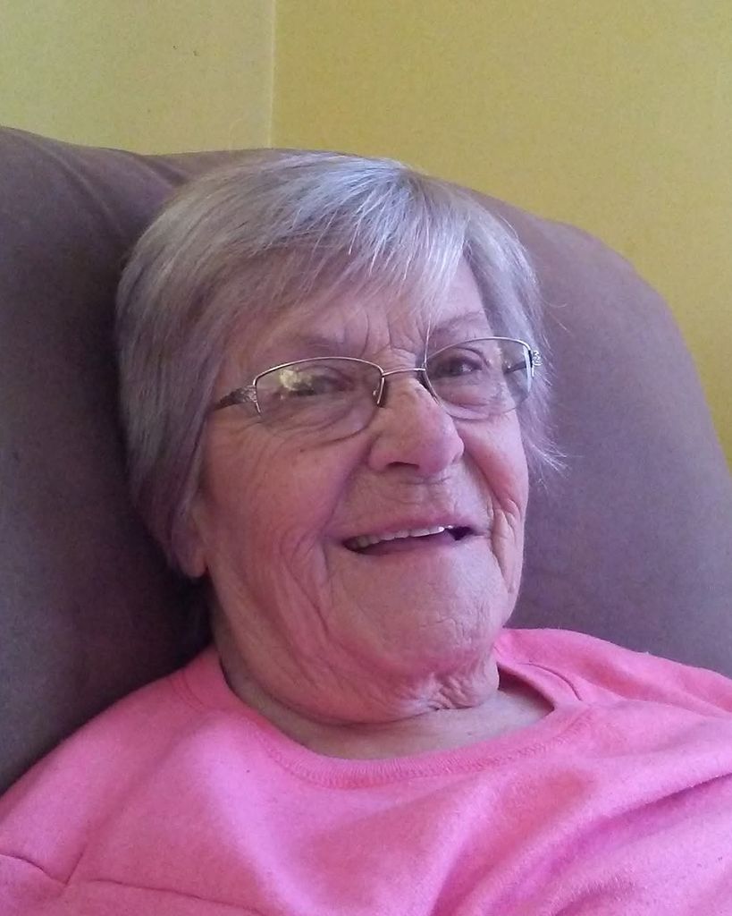 Maxine Ruth Morlan