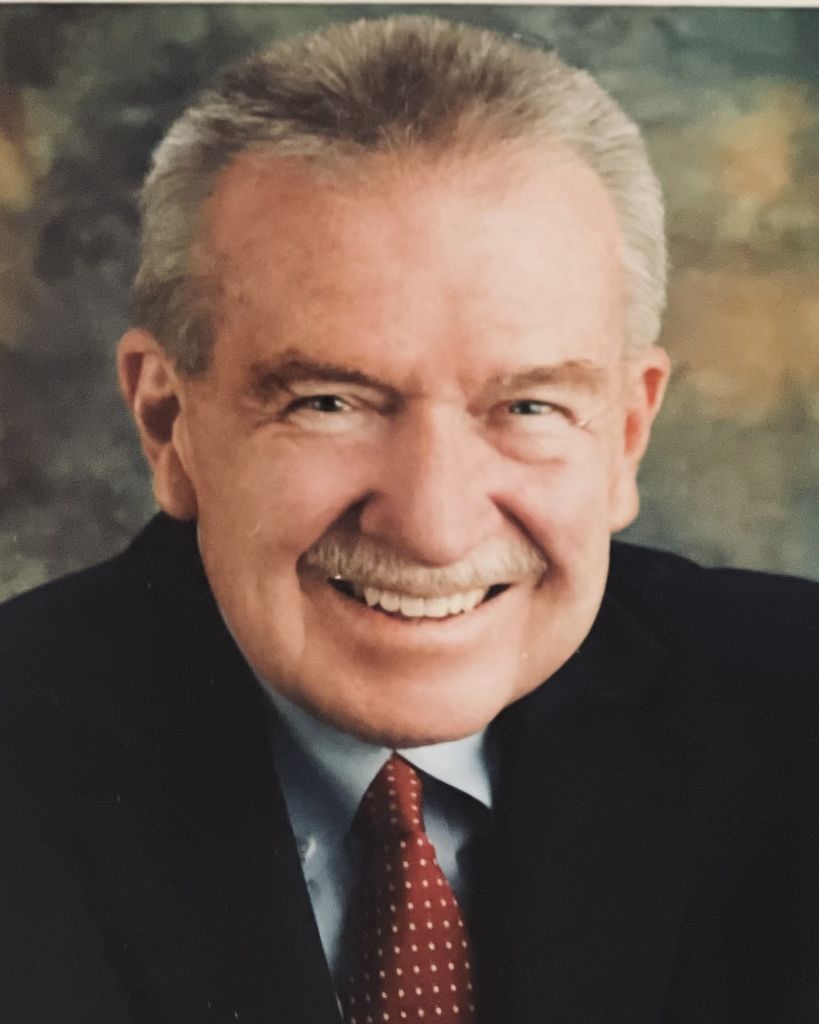 Robert Hayes Scott Profile Photo