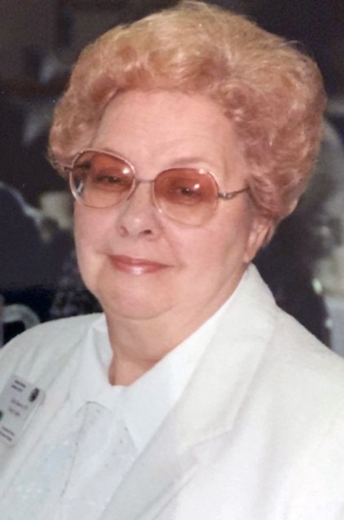 Della Marie Bown Profile Photo