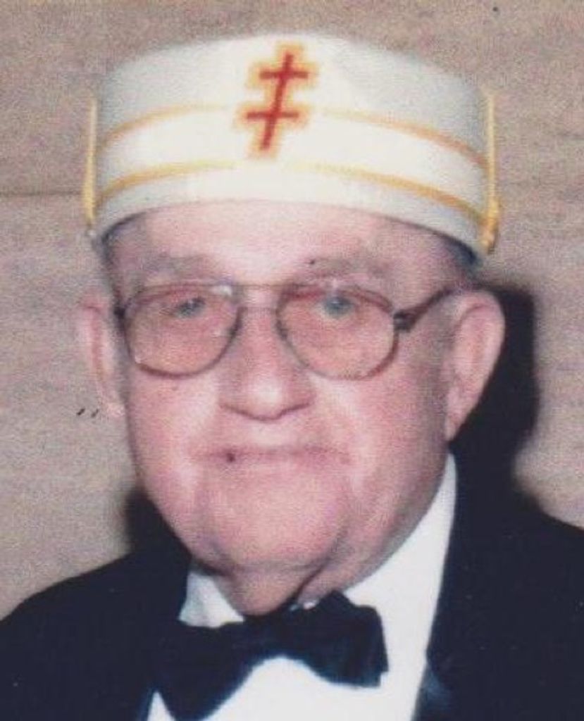 Nicholas Tur