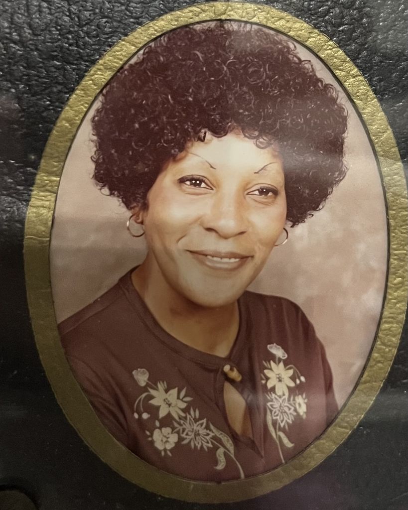 Mother Willie Smith Profile Photo