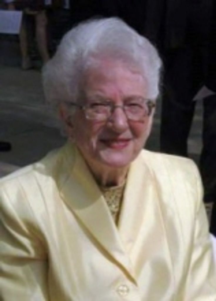 Barbara B Colina