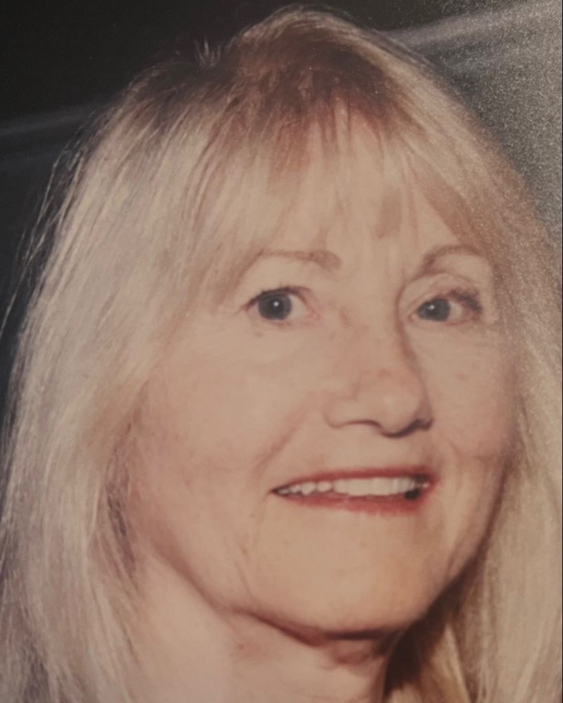 Lois Jean Dye
