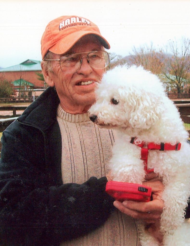 Bobby Clark Wells Profile Photo