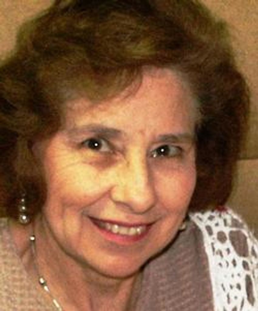 Estela Mccaffrey