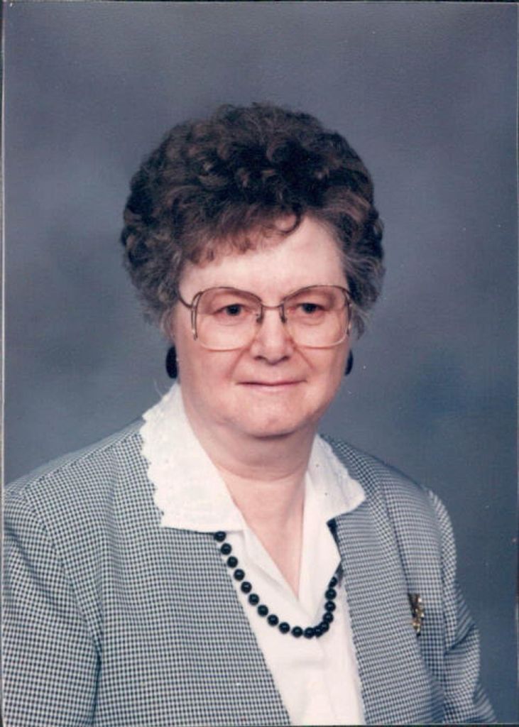 Lavonne Mary (Heinrichs)  Konz Profile Photo