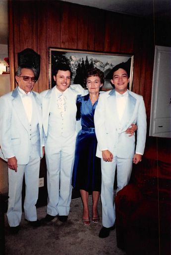 Frank R Cordeiro photo gallery thumbnail 25 of 101