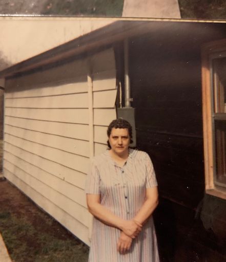 Shirley (Wells)  Fields photo gallery thumbnail 28 of 152