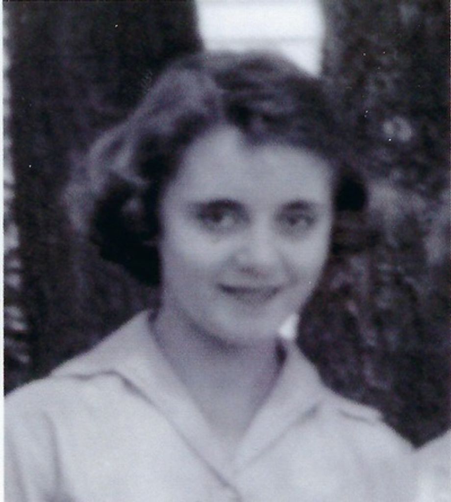 Elaine Andrews Profile Photo
