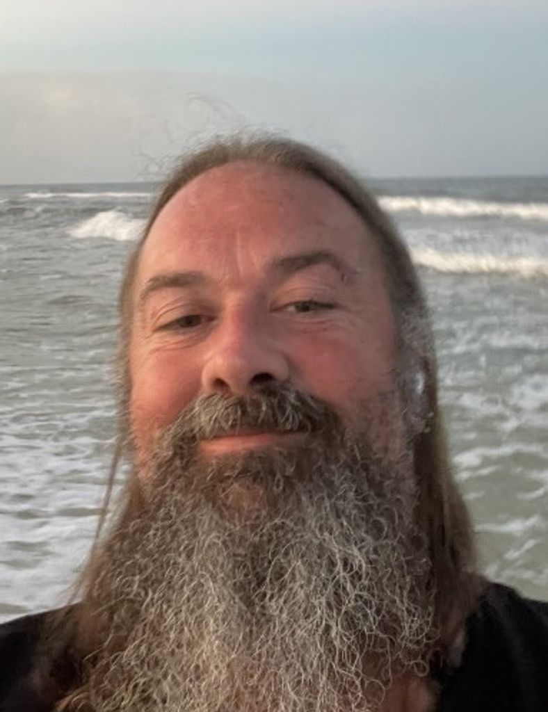 Reginald "Reggie" Lewis Knight, Ii