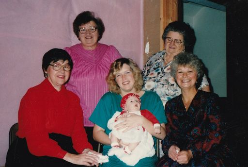 Carolyn J. (Bergstrom)  Bohl photo gallery thumbnail 63 of 133