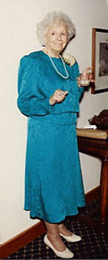 Gertrude Marjorie Weeks Profile Photo