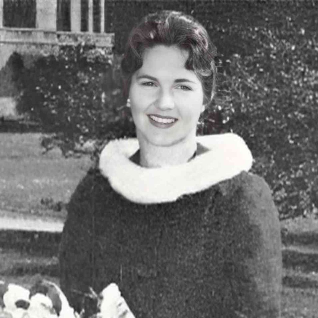 Joan Pletnik Nering Profile Photo