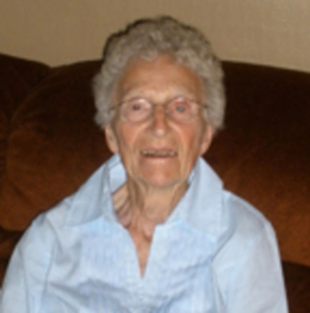 Violet Stahlecker Profile Photo