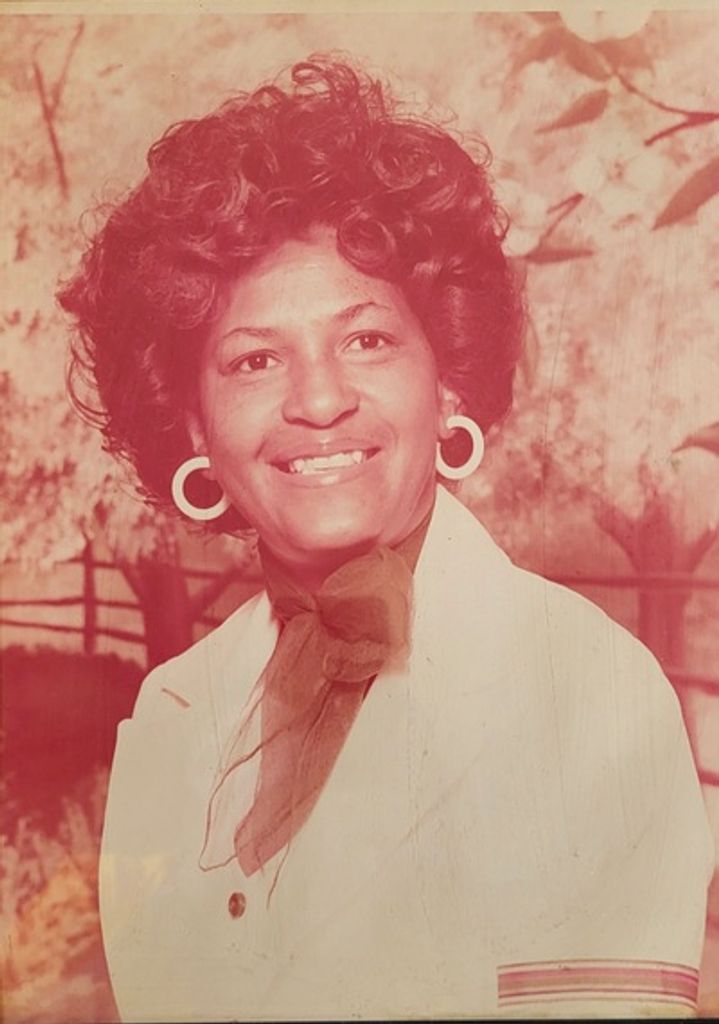 Ray Jean Smith-Knight
