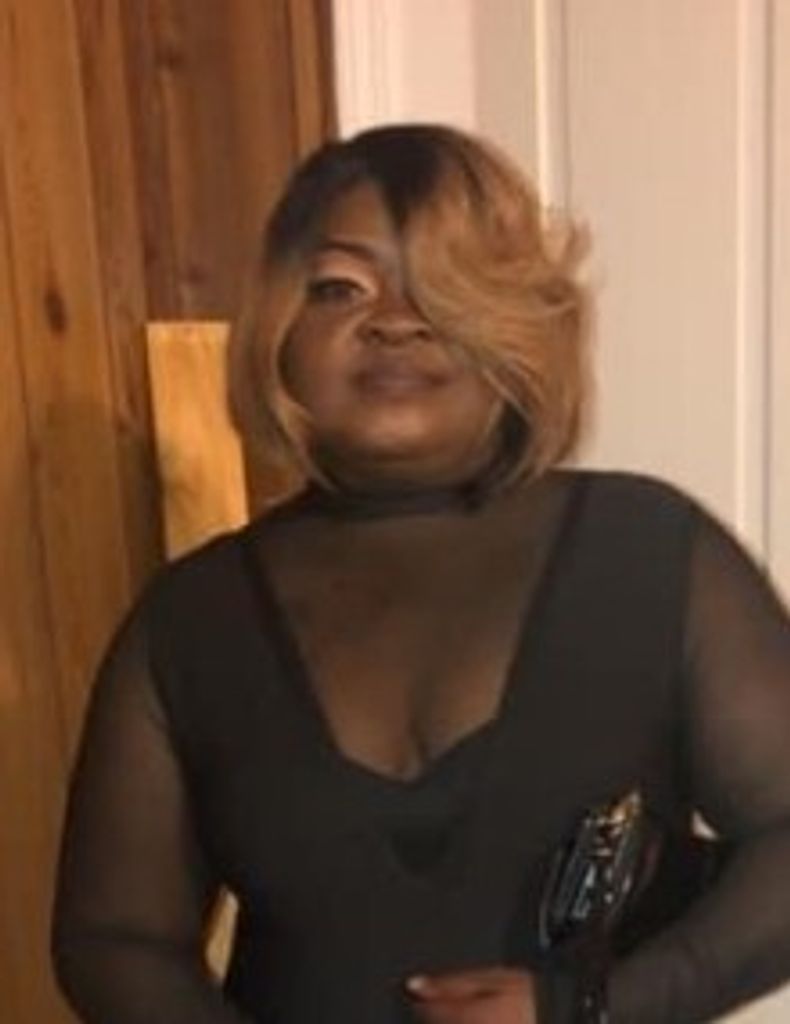 Tenekia Reshawn "Boobie" Worthy