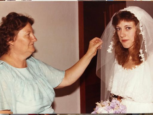 Evelyn (Howard)  Muncy photo gallery thumbnail 12 of 68