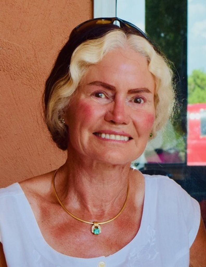 Coni Crawford Ross Profile Photo