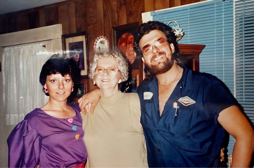Buena Mae Holmes
