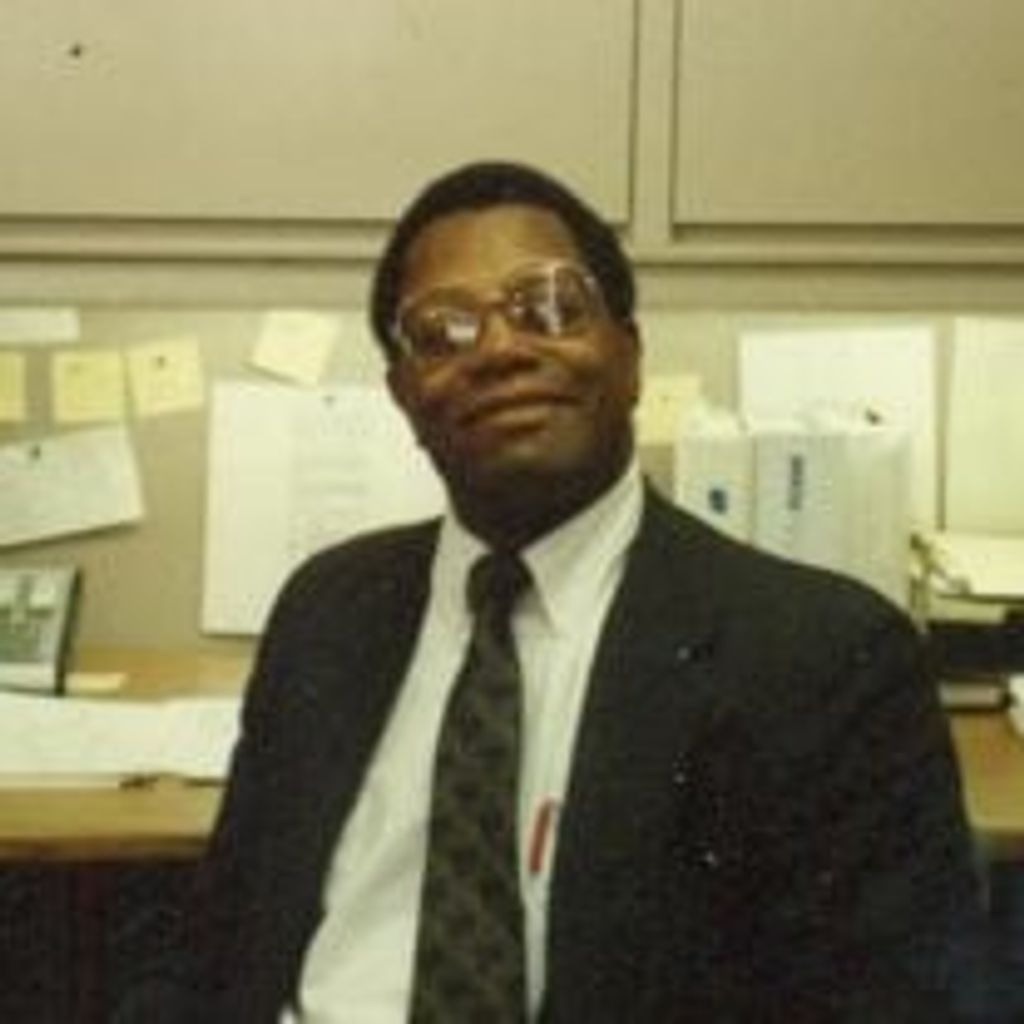 Kenneth  Mordis Thomas