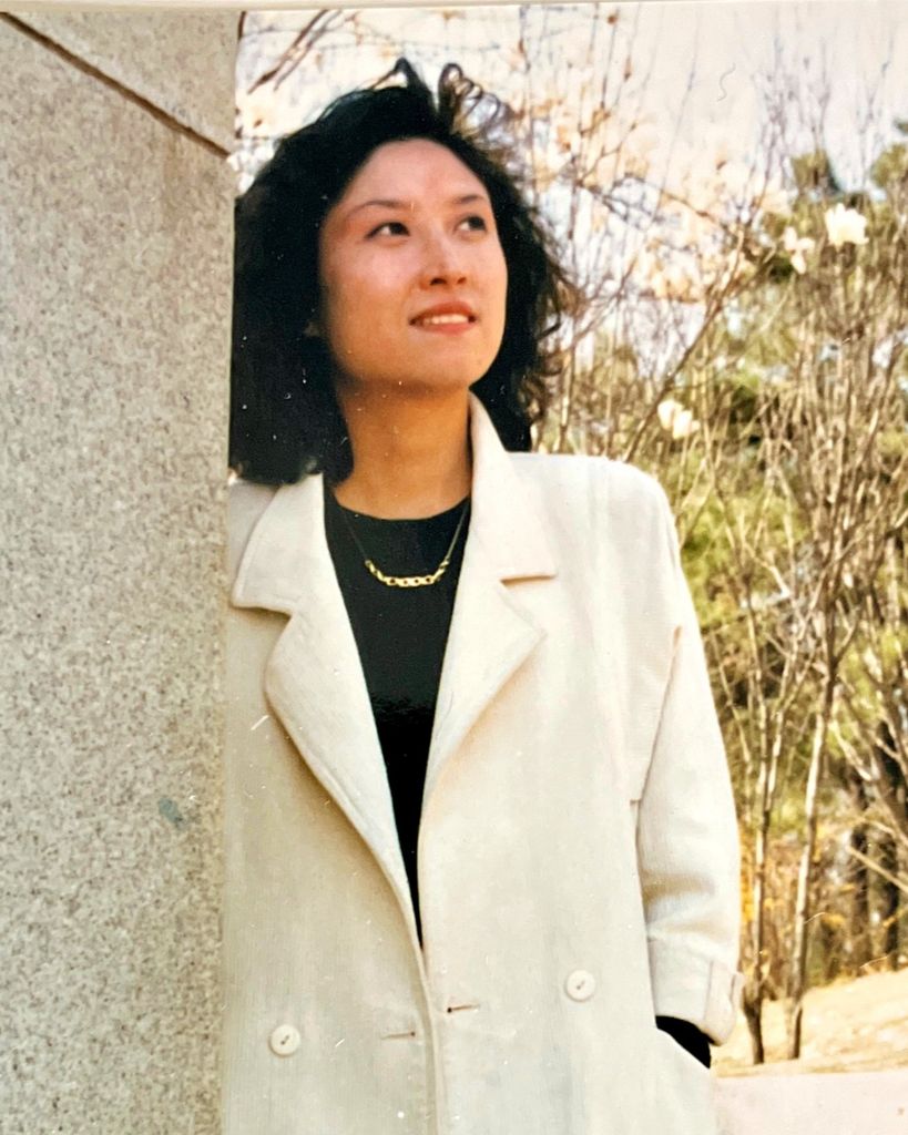 Kyong Hee Song