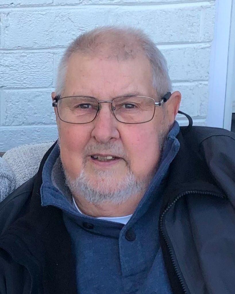 Joseph "Joe" Leonard Papa