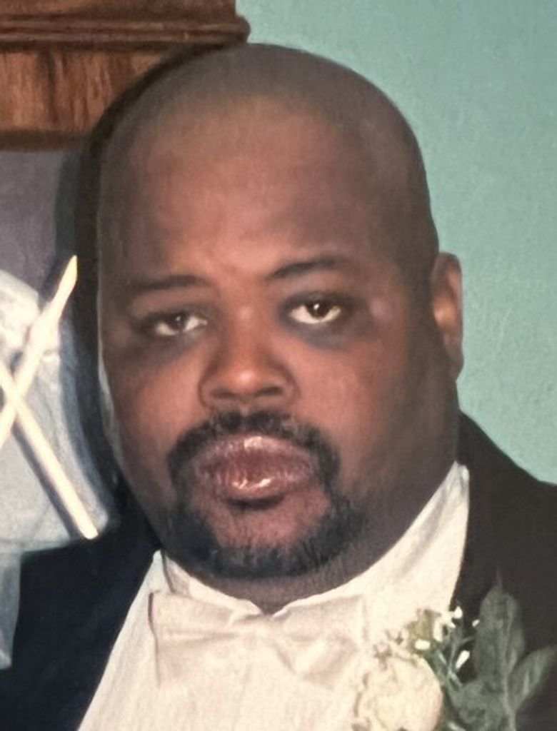 Warren Seals Profile Photo