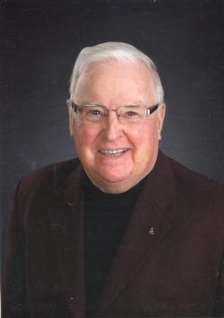 Richard ( Dick ) Gordon Montgomery Profile Photo