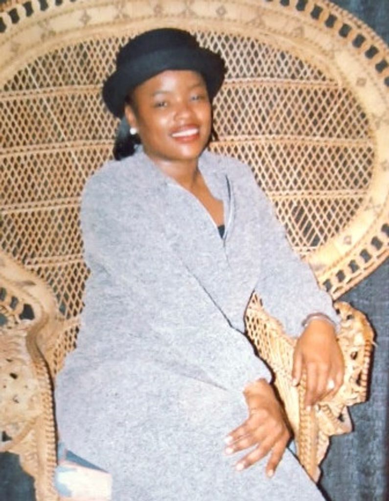 Eva Mae Robinson Profile Photo