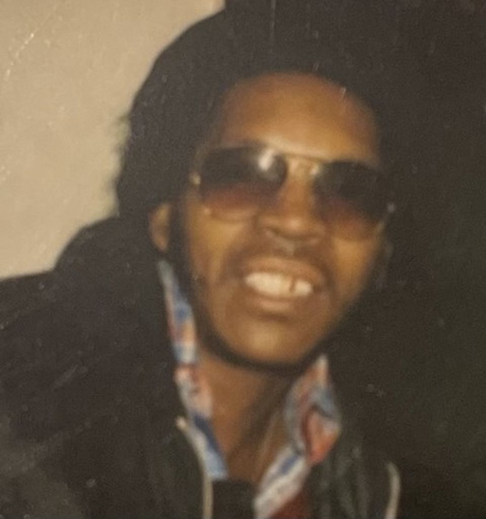 Albert Uzzle Sr. Profile Photo