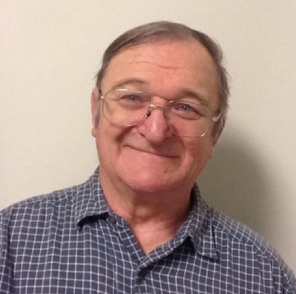 Ted Michael Lee Profile Photo