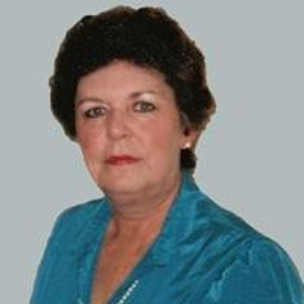 Lois  J. King