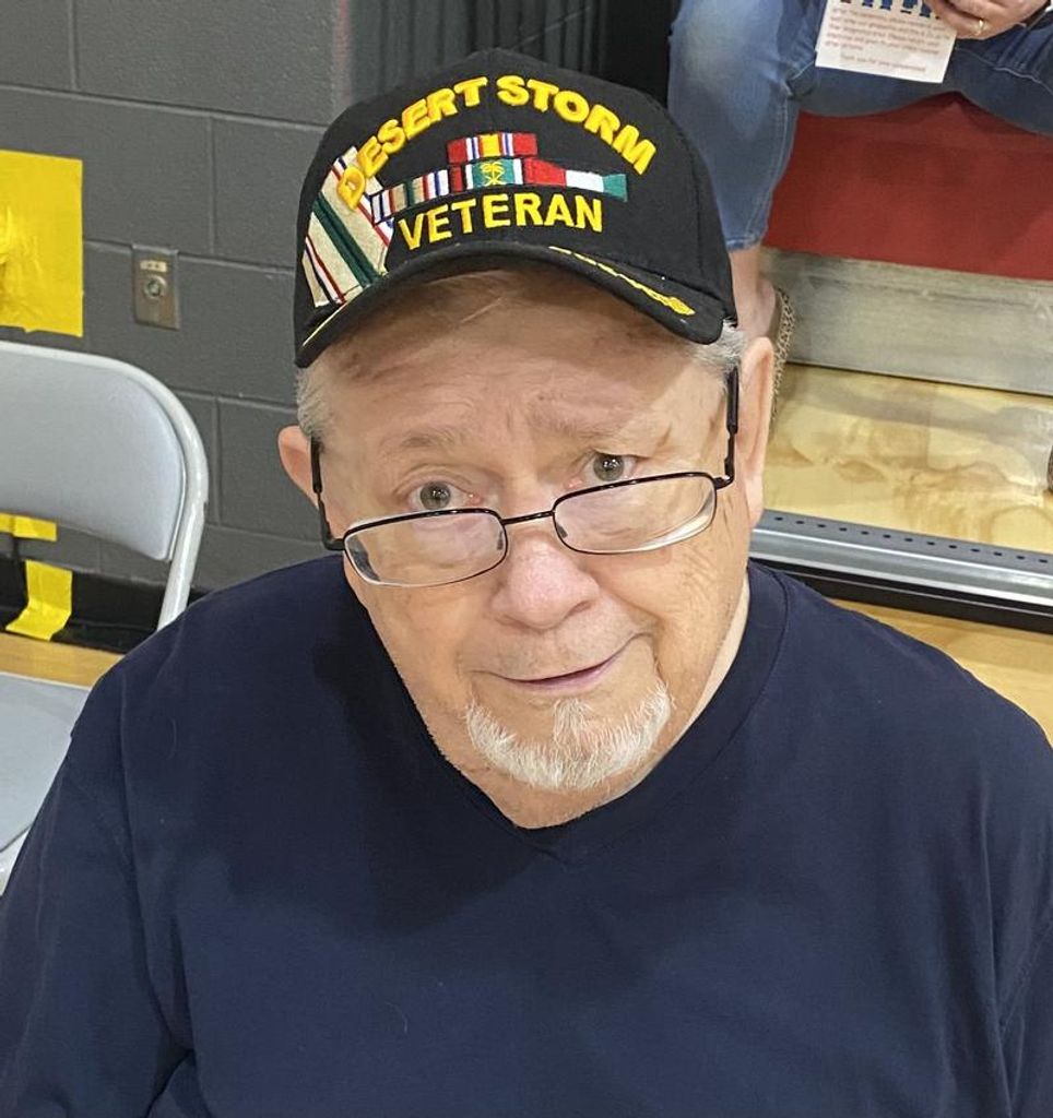 Robert "Blue" Edward Holcomb Profile Photo