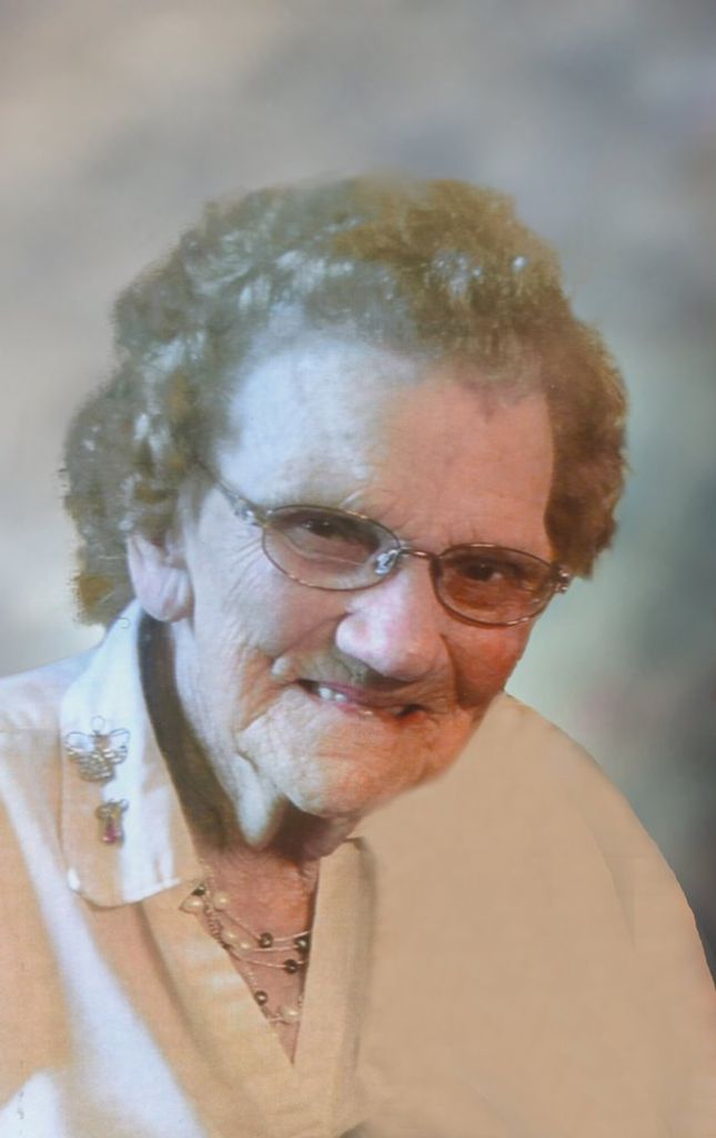 Theresa Marie Arens Profile Photo