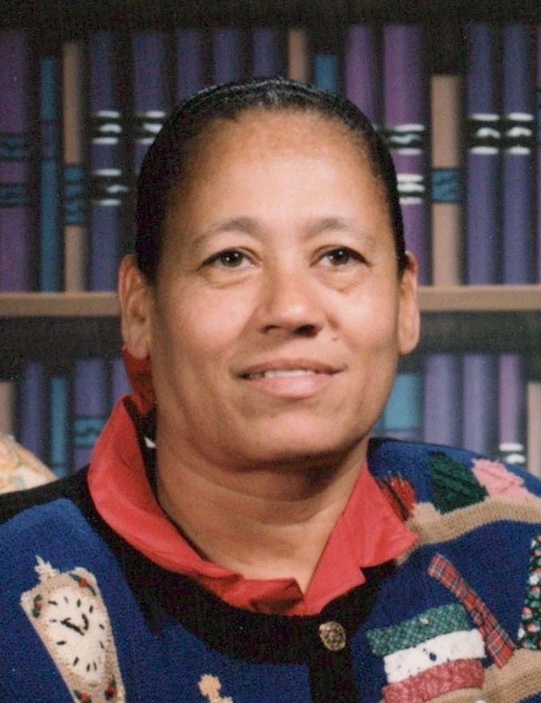 Carmen Esmenilda Cambero Profile Photo