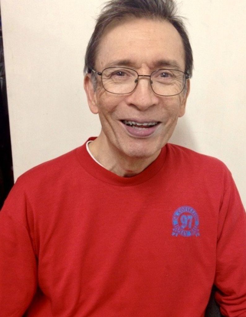 Dennis "Mike" Farrens