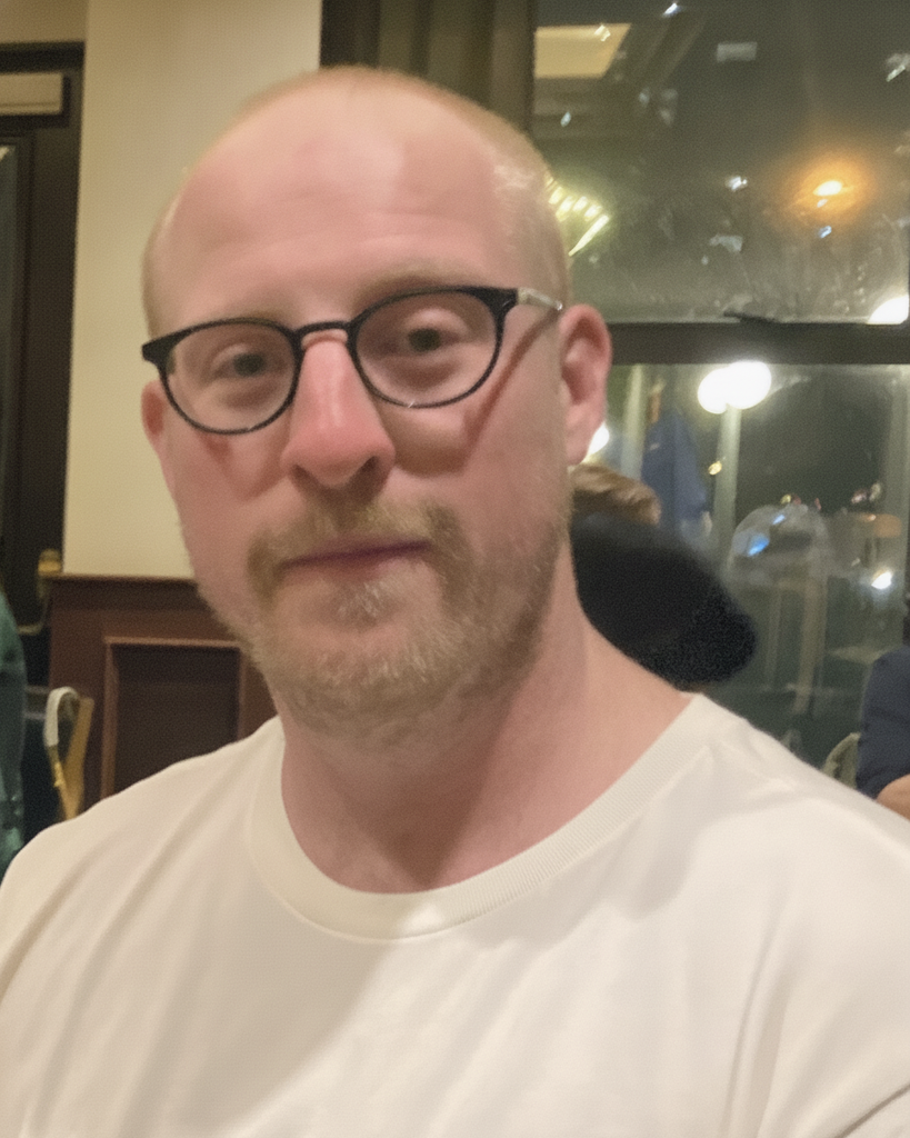 Leif Eric Paulson Profile Photo