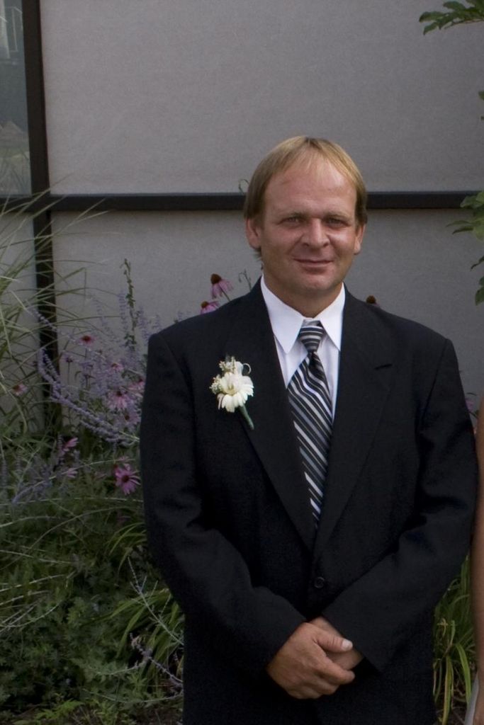 Dennis Gliddon Profile Photo