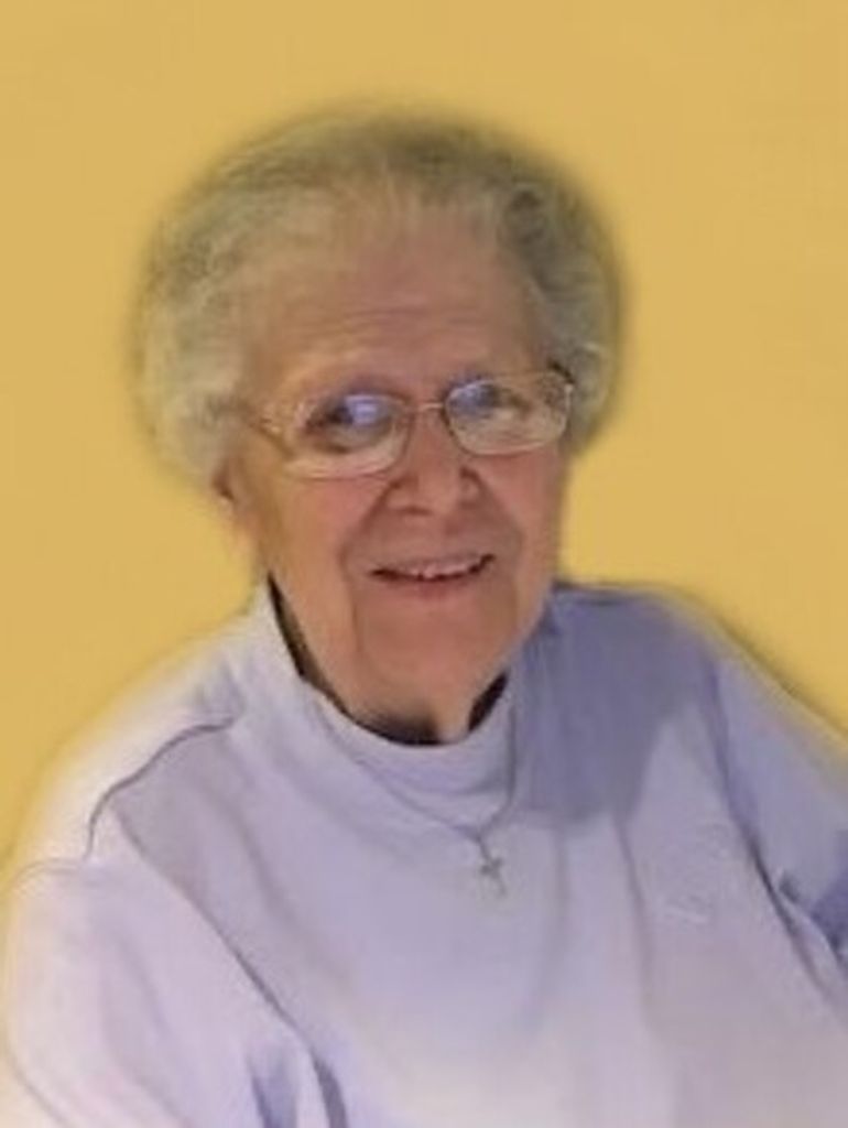 Maxine Sabatka Profile Photo