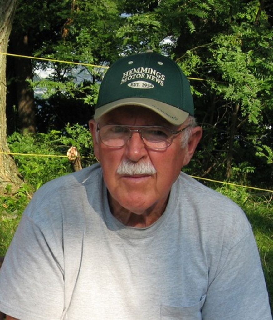 William T. Clowes Profile Photo