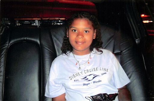 Earline Wilson photo gallery thumbnail 83 of 85
