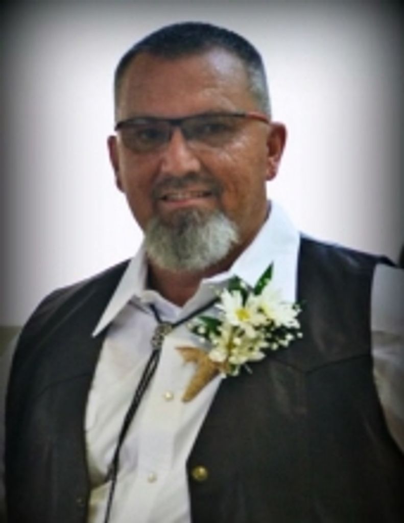 Mr. Thomas  Ray  Hunter