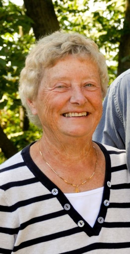 Patricia M. (Smith)  Maynard