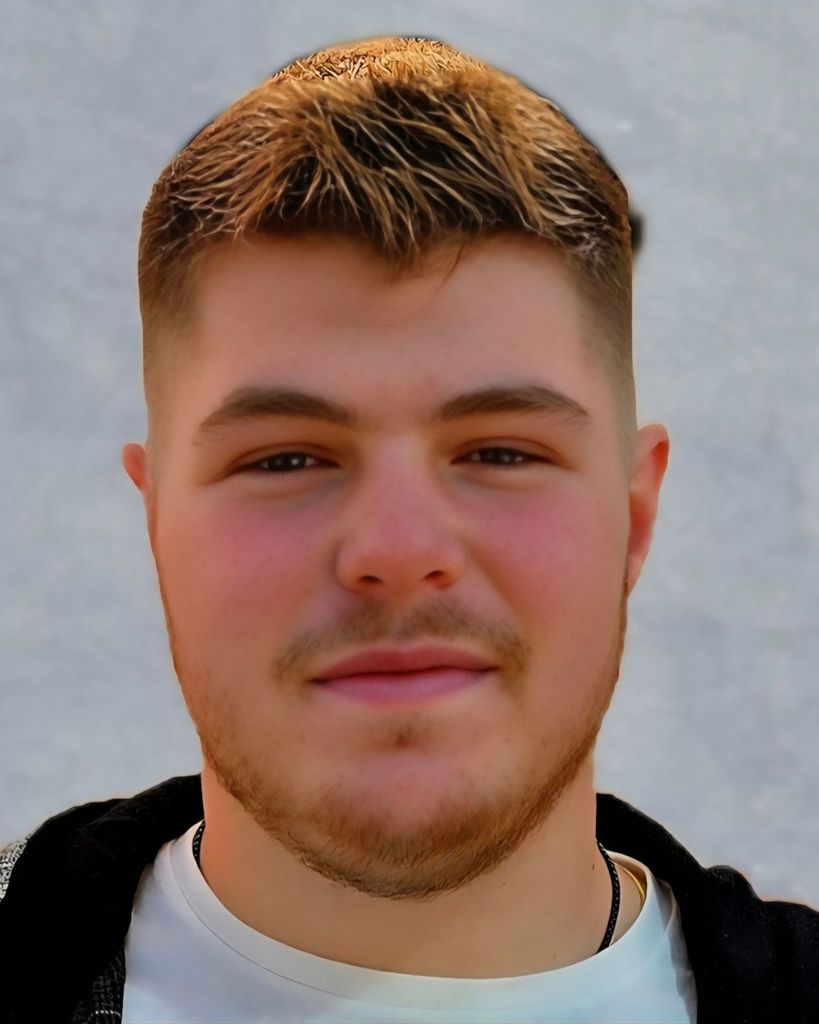 Izaak Kroh Profile Photo