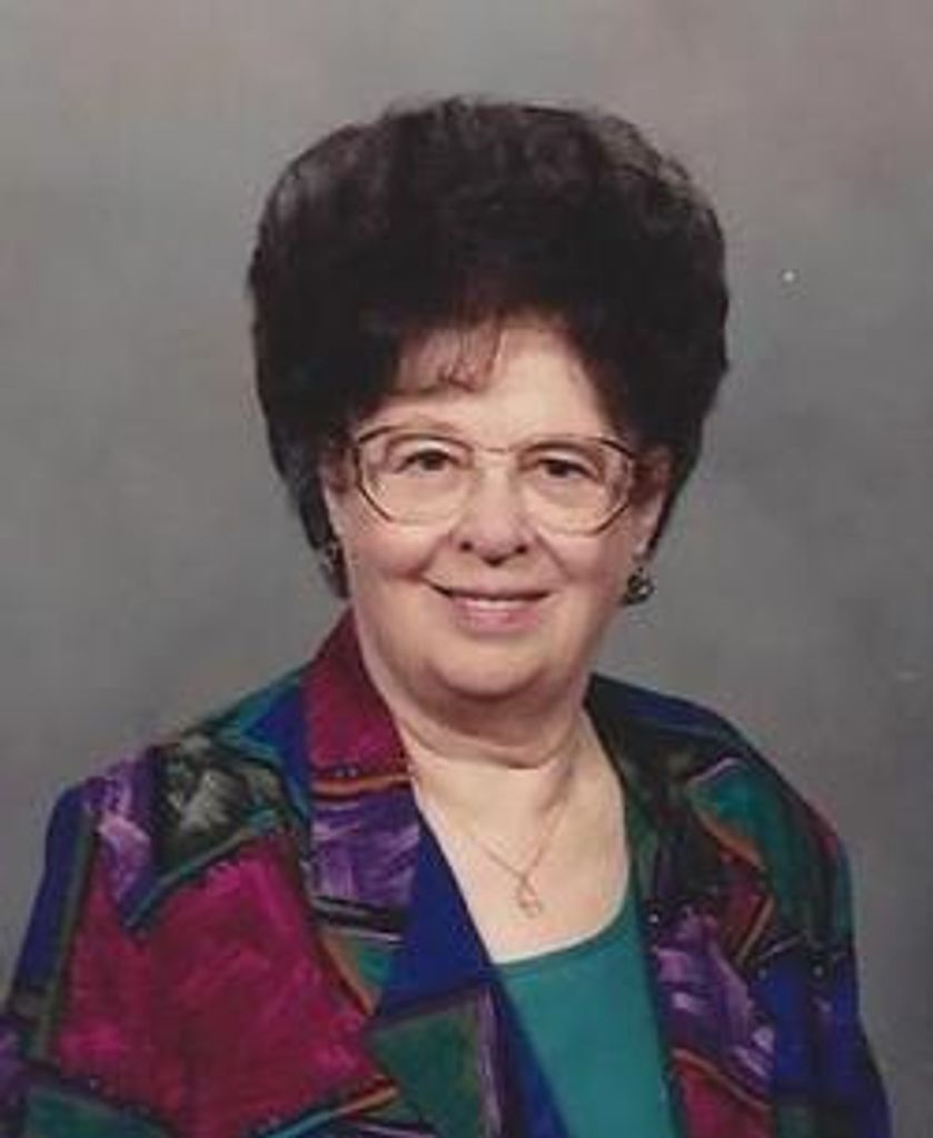 Evelyn "Tessie" Schwandt