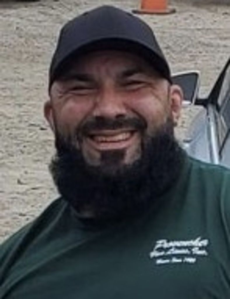 Eric James Hussey Profile Photo